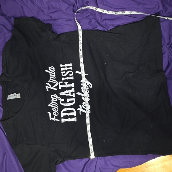 Women's Graphic Tshirt - Picture 5 of 6